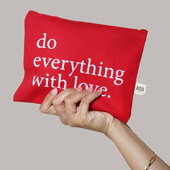 Other - ⭐️"Do Everything With Love" Bag⭐️ 💲FINAL PRICE💲